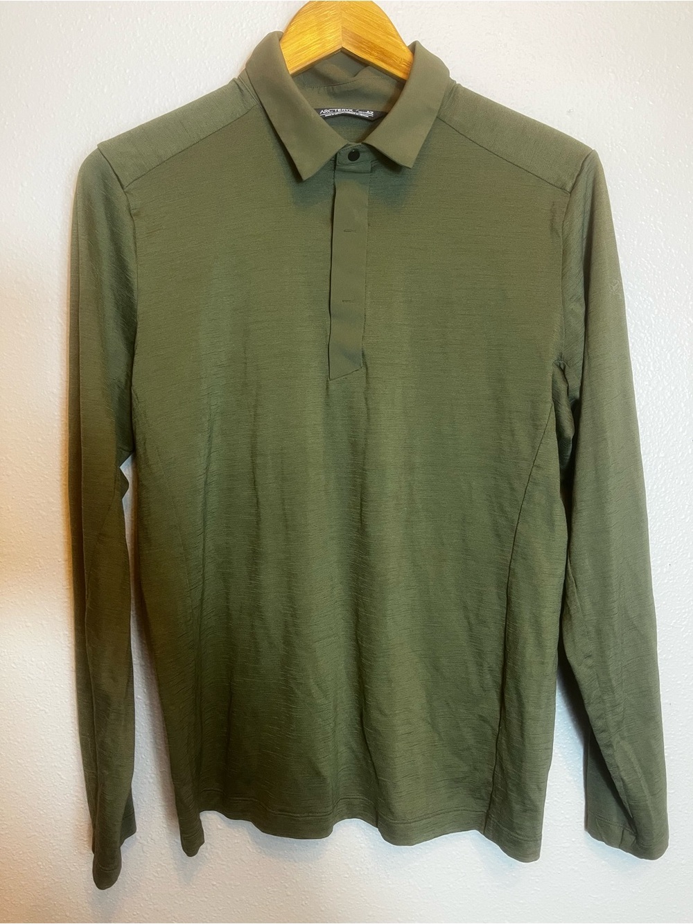Arc'teryx A2B Long Sleeve Polo Shirt in Green Mens Size S - Picture 3 of 9